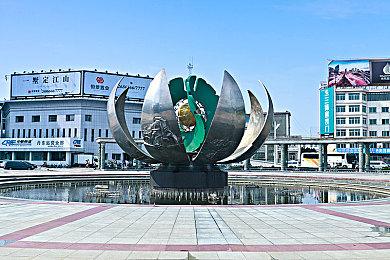 爱好者为《怪物猎人：崛起》曙光资料片追加海龙